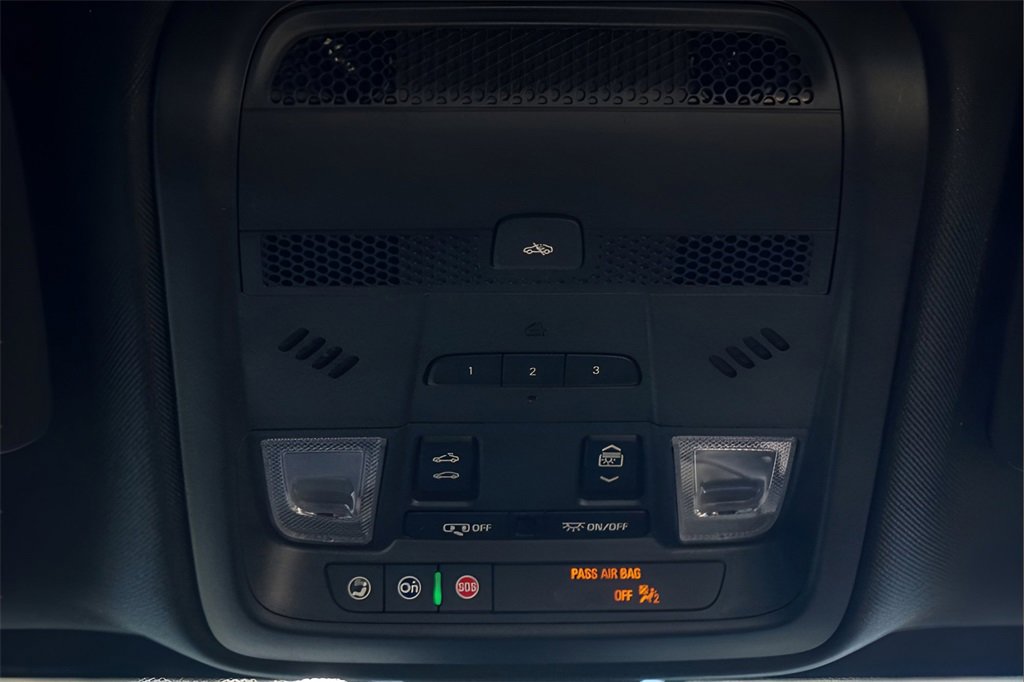 New 2026 Cadillac XT5 Sportv w/ LPO, Floor Liner Package image 25