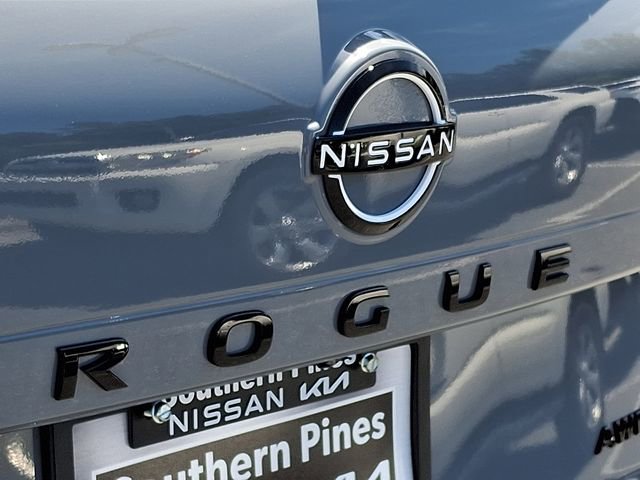 New 2026 Nissan Rogue SV AWD/4WD image 22