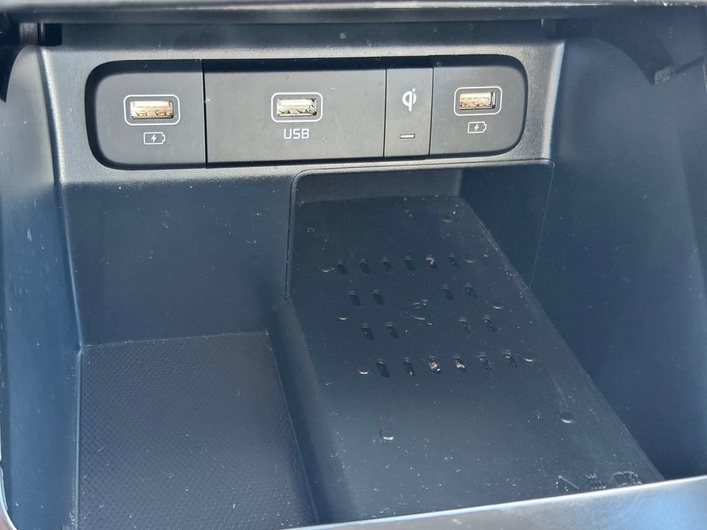 Used 2023 Kia Sorento EX w/ Panoramic Sunroof Package FWD image 29