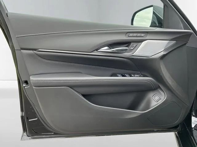 New 2025 Cadillac CT4 Premium Luxury AWD/4WD image 9