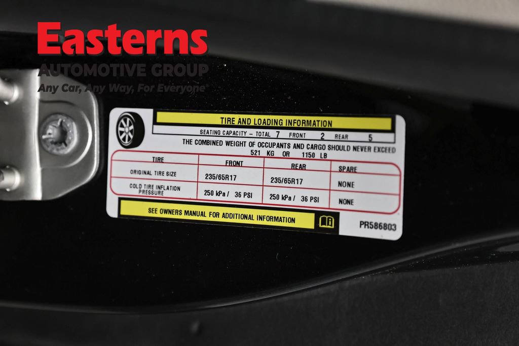 Used 2023 Chrysler Pacifica Touring-L FWD image 35