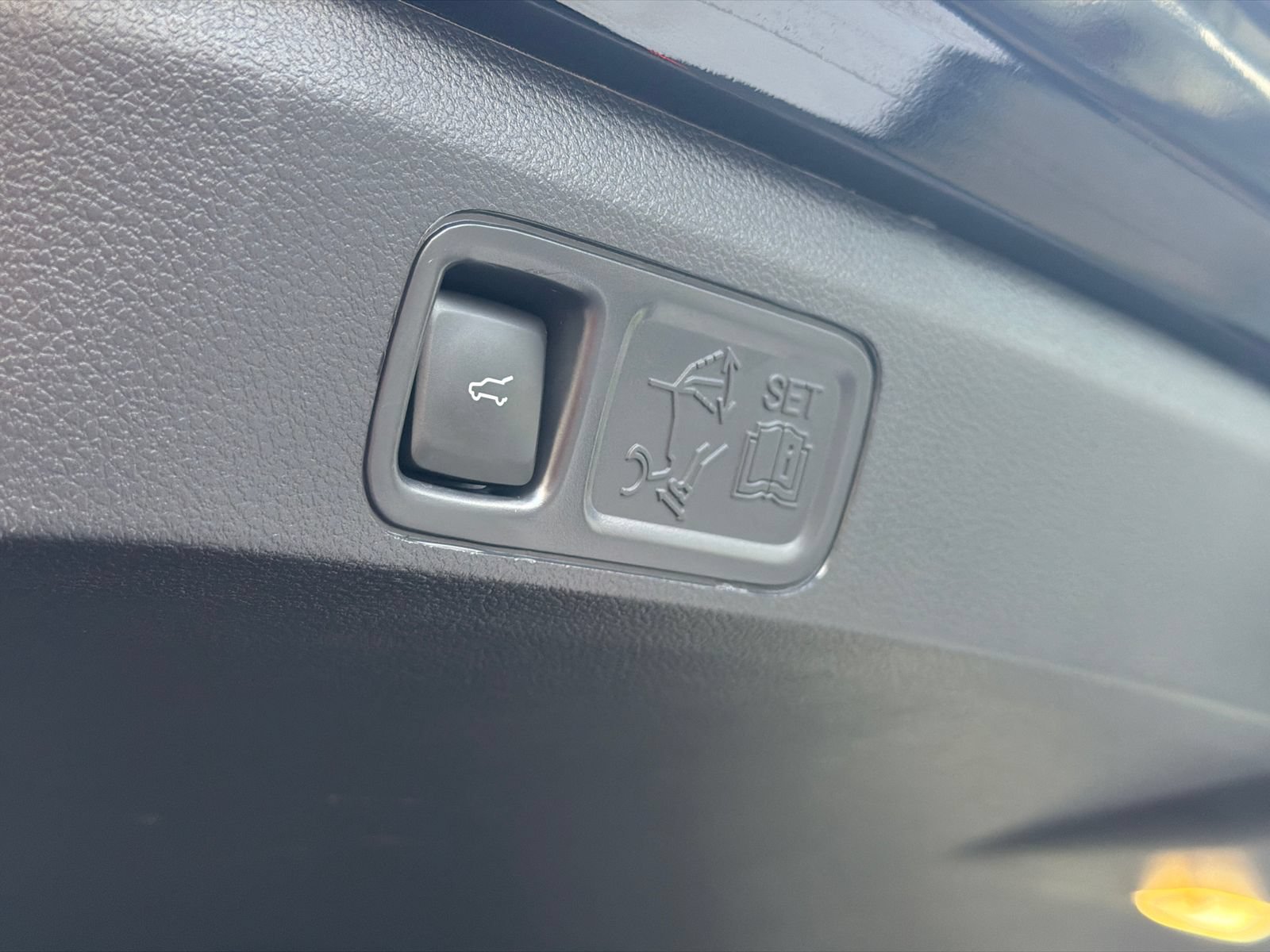 Used 2022 Lincoln Navigator Reserve AWD/4WD image 9