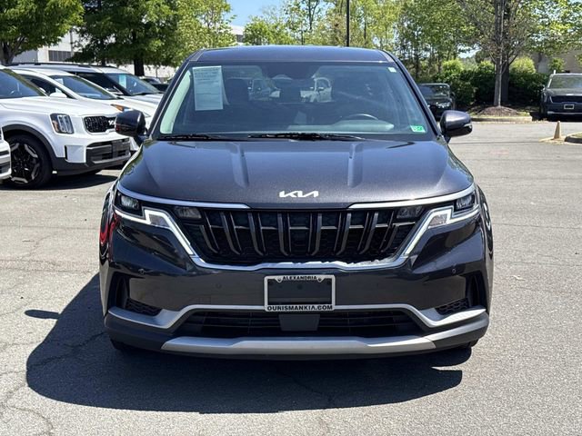 Used 2024 Kia Carnival EX FWD image 6