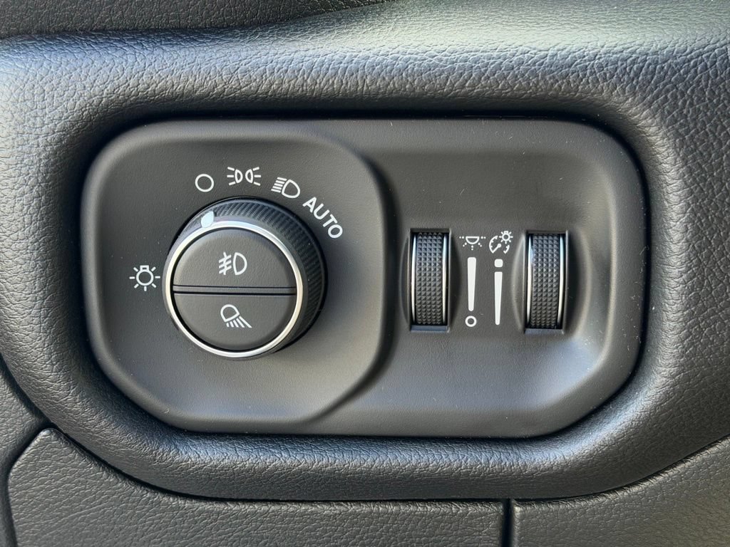 New 2026 RAM 1500 Big Horn AWD/4WD image 25