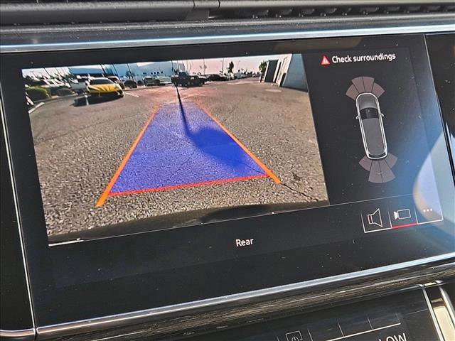 Certified 2025 Audi Q7 3.0T Premium image 14