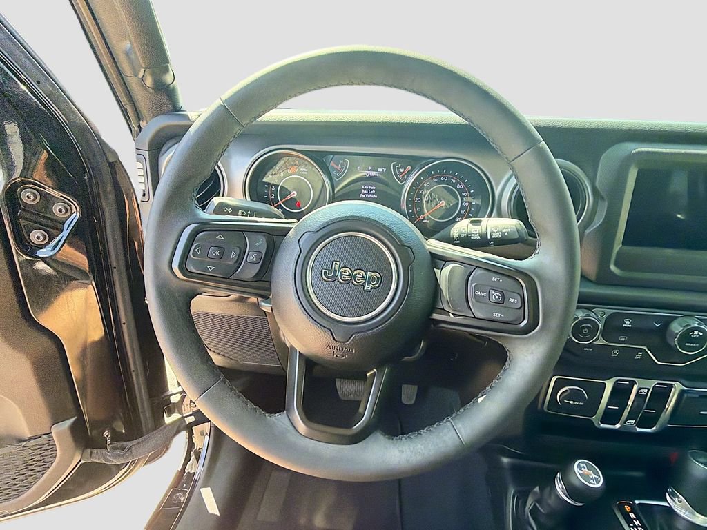 Used 2023 Jeep Wrangler Sport S image 34