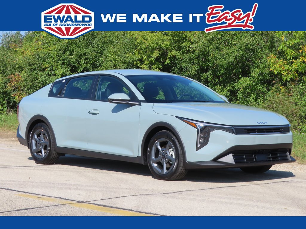 Certified 2025 Kia K4 LXS