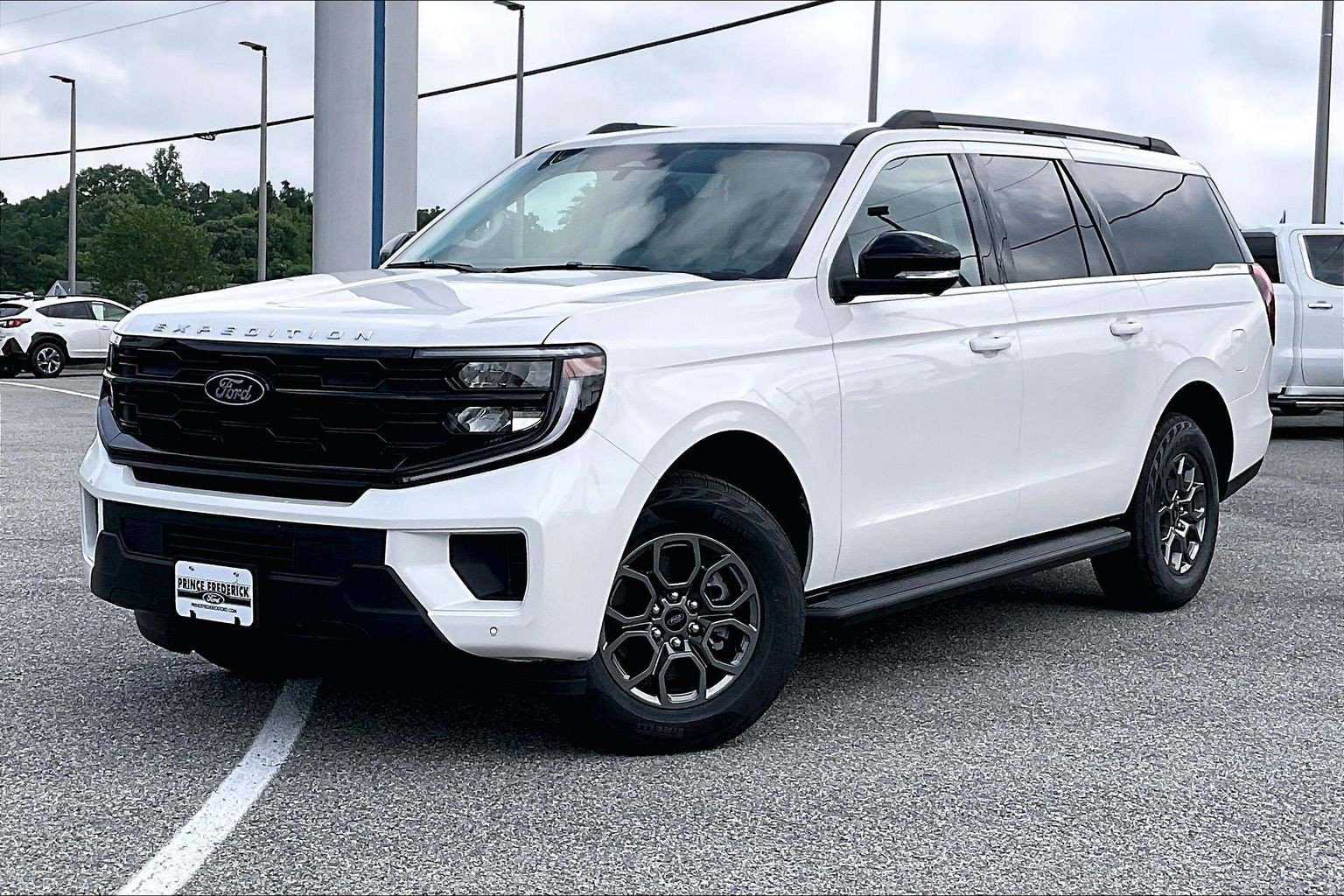 New 2026 Ford Expedition Max Active AWD/4WD image 2
