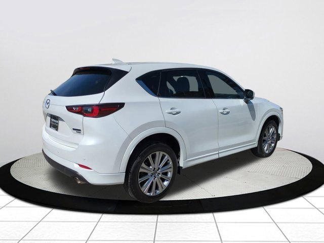 Used 2023 MAZDA CX-5 Signature image 3