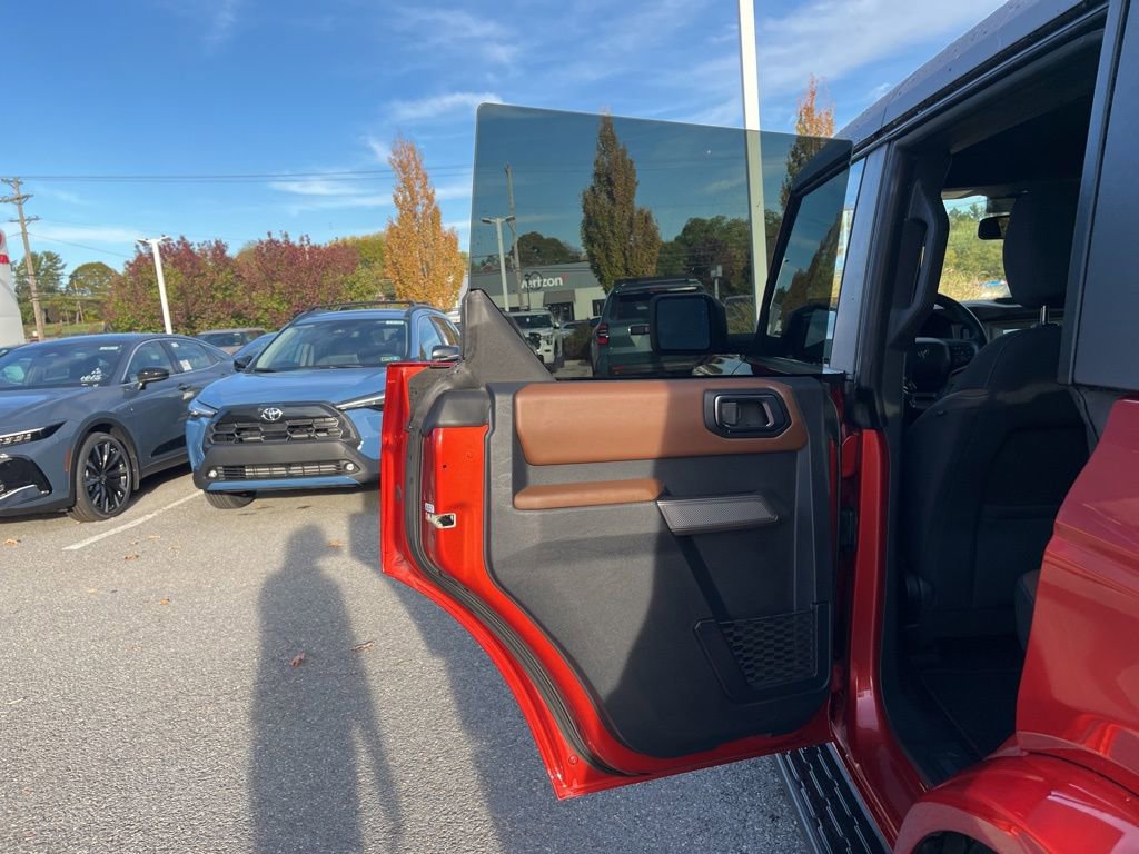 Used 2023 Ford Bronco Outer Banks image 11