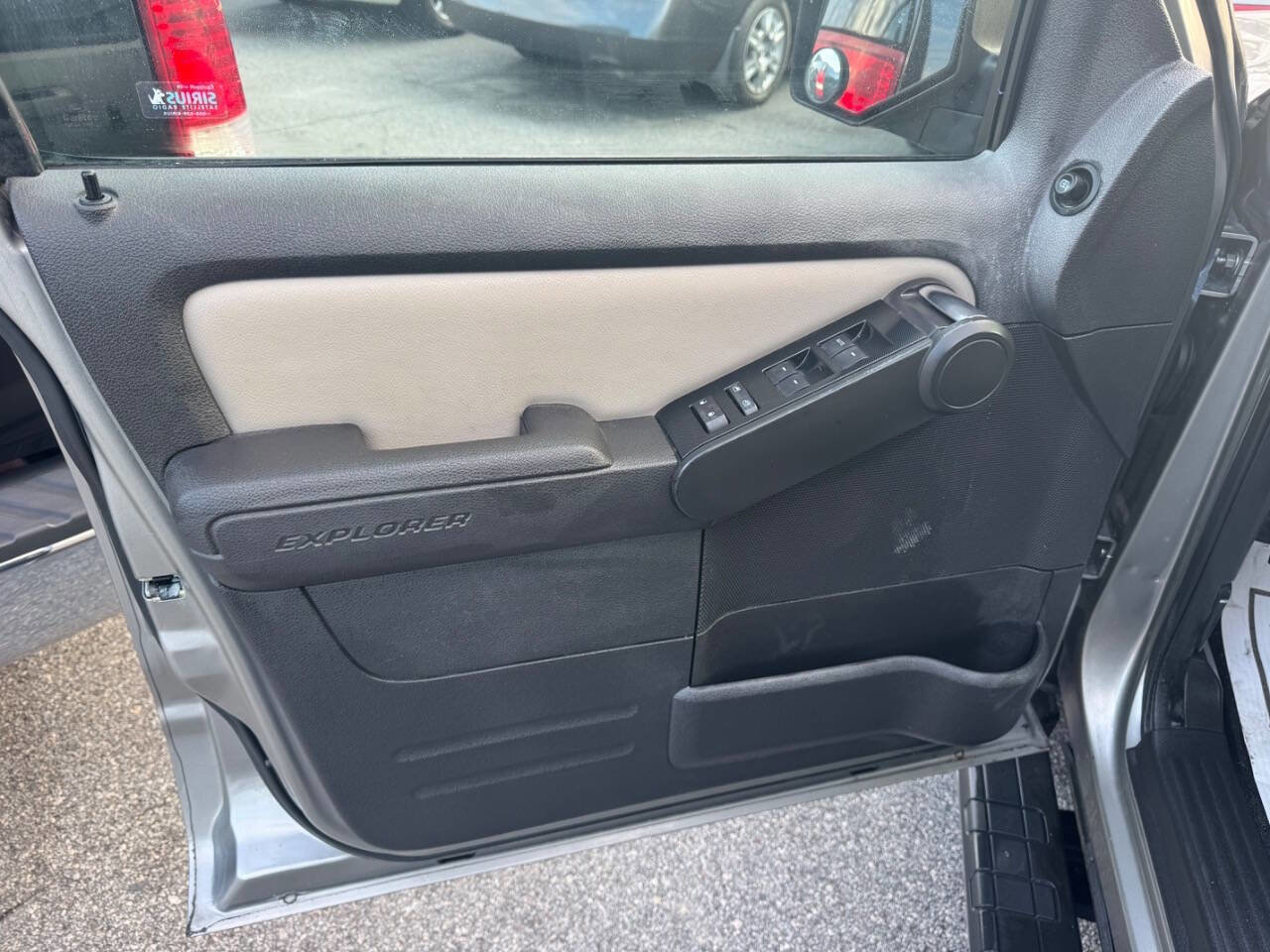 Used 2008 Ford Explorer Sport Trac Limited AWD/4WD image 19
