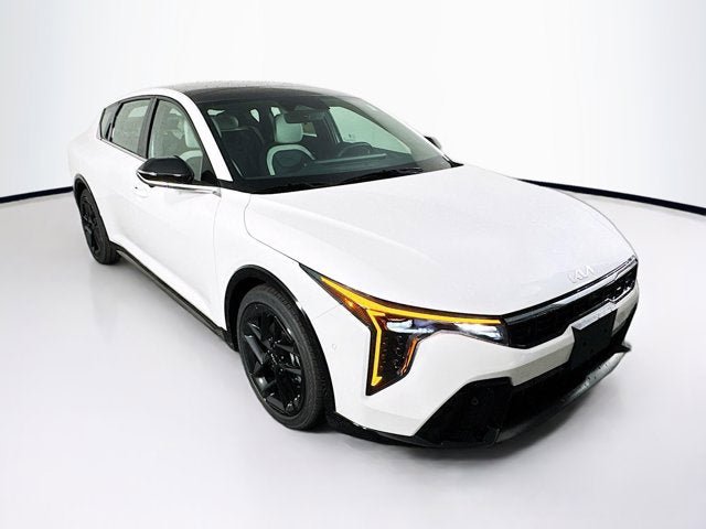 New 2025 Kia K4 GT-Line Turbo FWD image 3