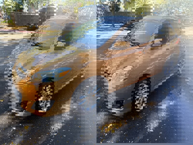 Used 2009 Toyota Matrix XRS image 2