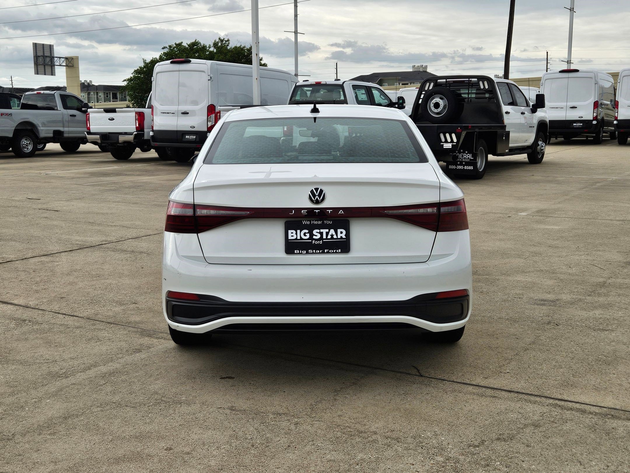 Used 2025 Volkswagen Jetta Sport FWD image 6