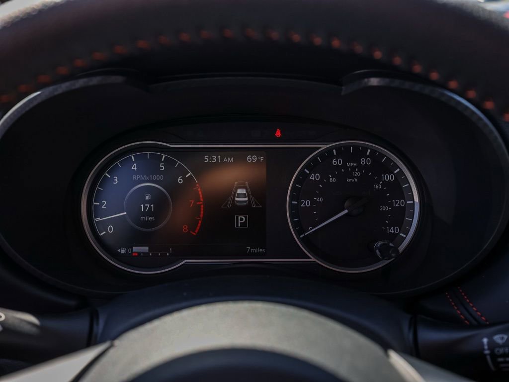 New 2025 Nissan Versa SR image 27