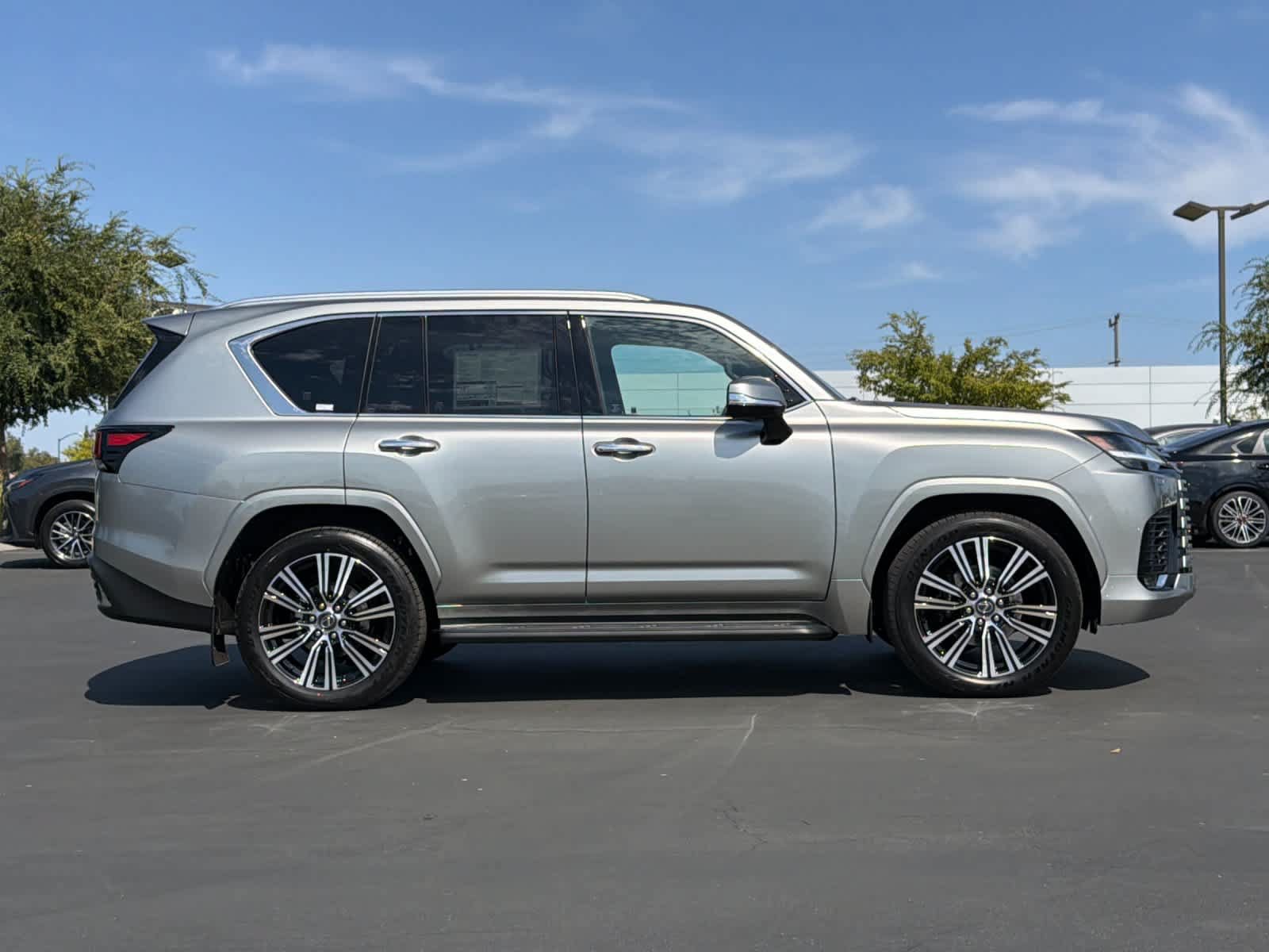 New 2026 Lexus LX 600 4WD w/ Luxury Package image 6
