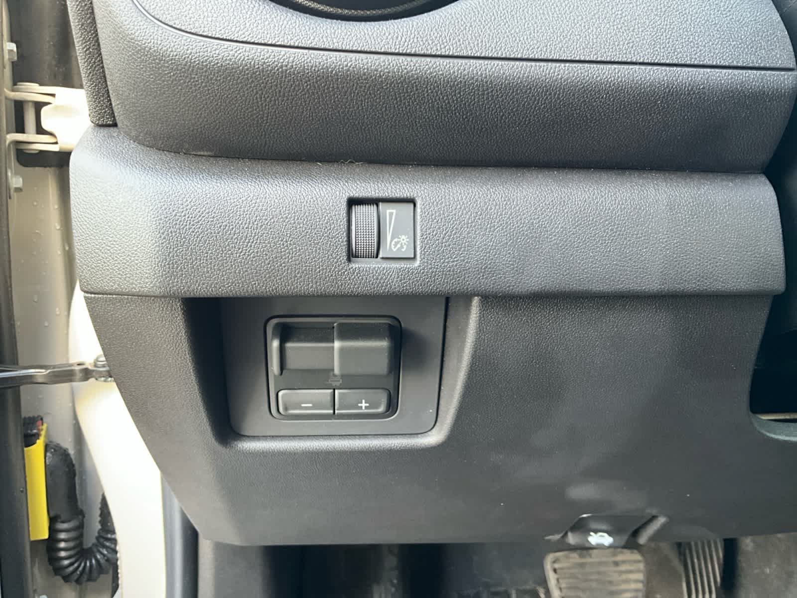 Used 2026 Chevrolet Colorado Trail Boss AWD/4WD image 15