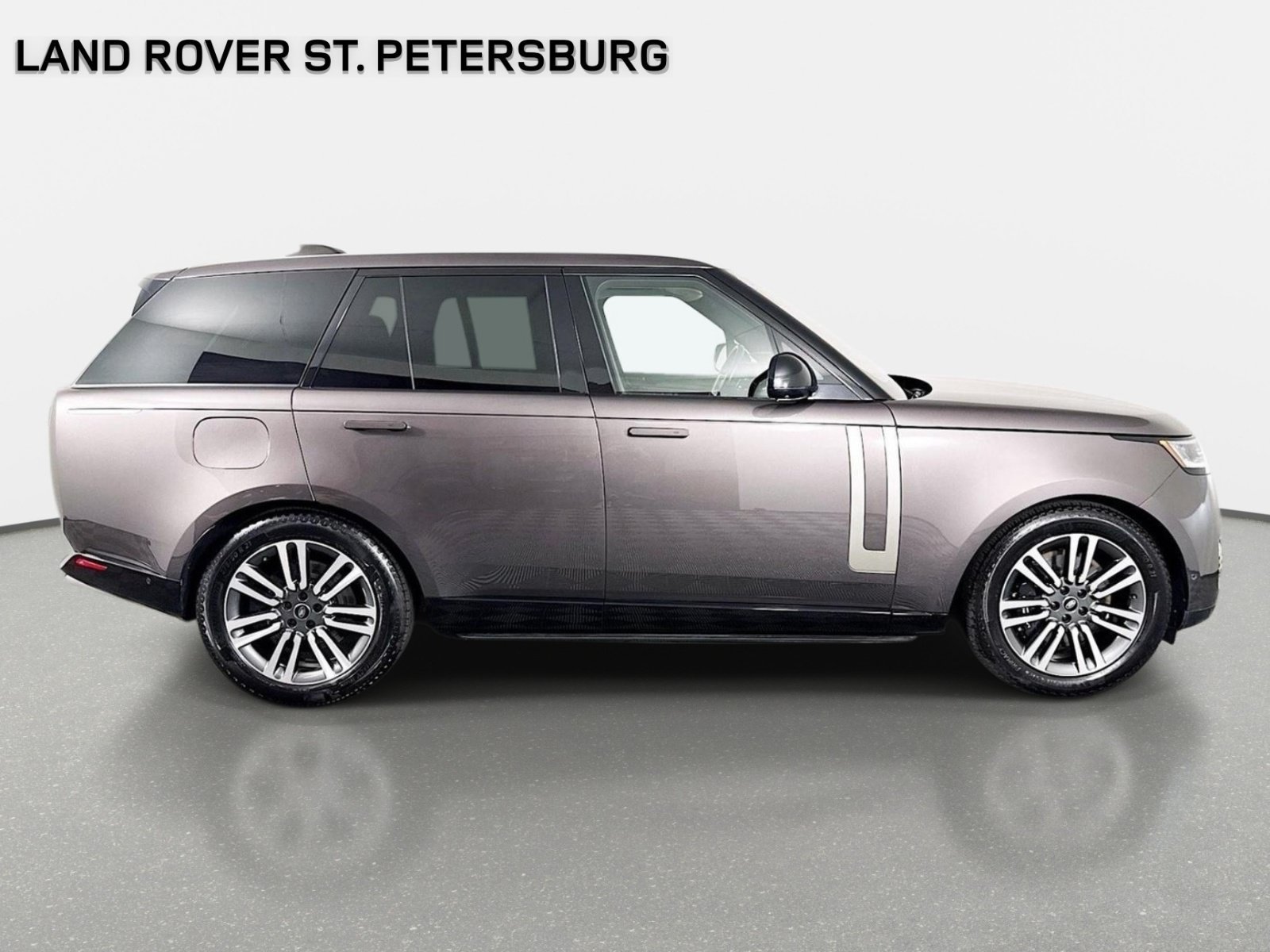 Used 2023 Land Rover Range Rover SE AWD/4WD image 4