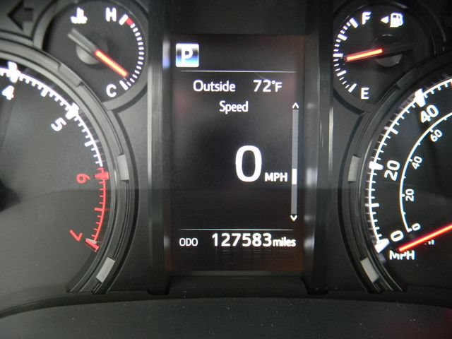 Used 2022 Toyota 4Runner SR5 Premium w/ Moonroof Package AWD/4WD image 10