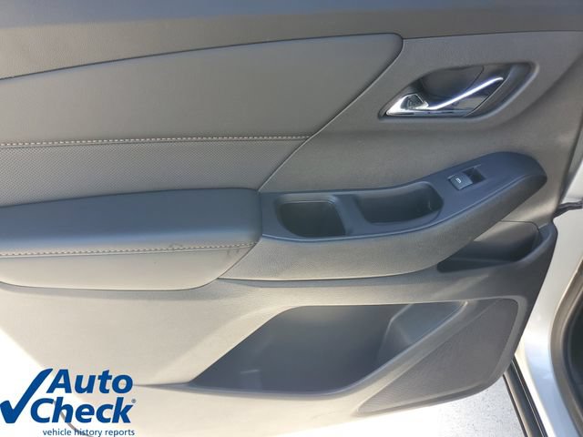Used 2021 Chevrolet Traverse Premier w/ Redline Edition FWD image 14