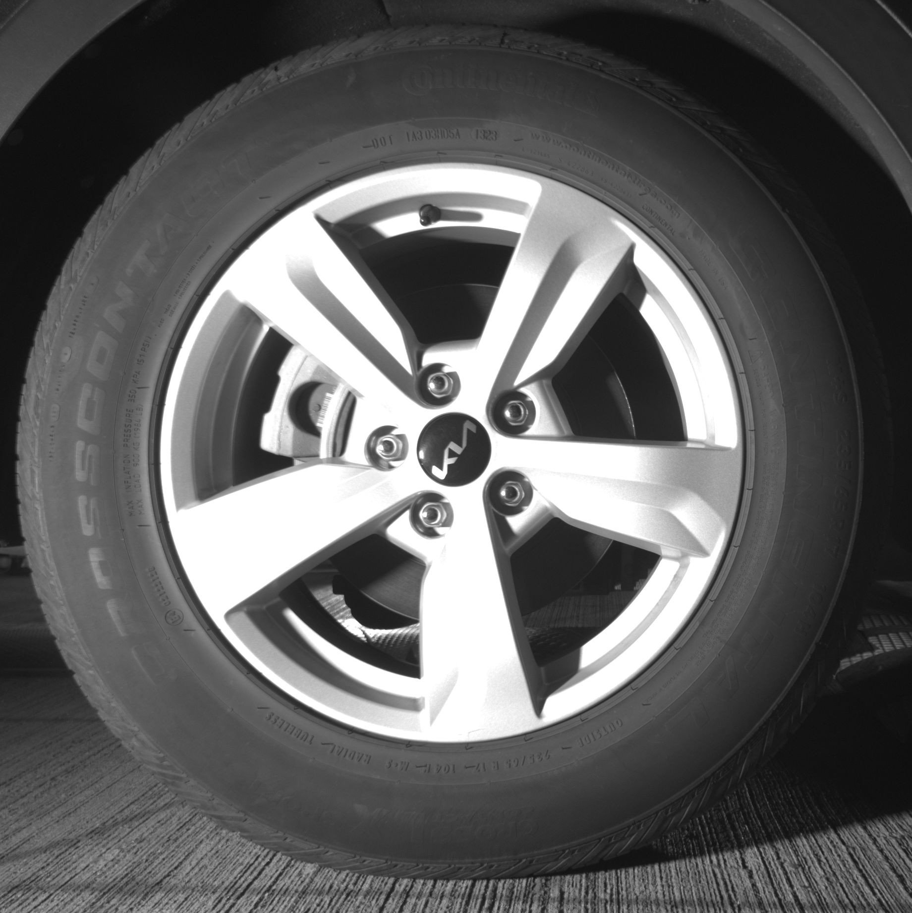 Used 2023 Kia Sorento LX image 15