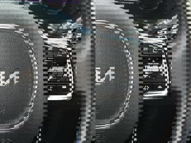 Used 2022 Kia Sorento SX image 14