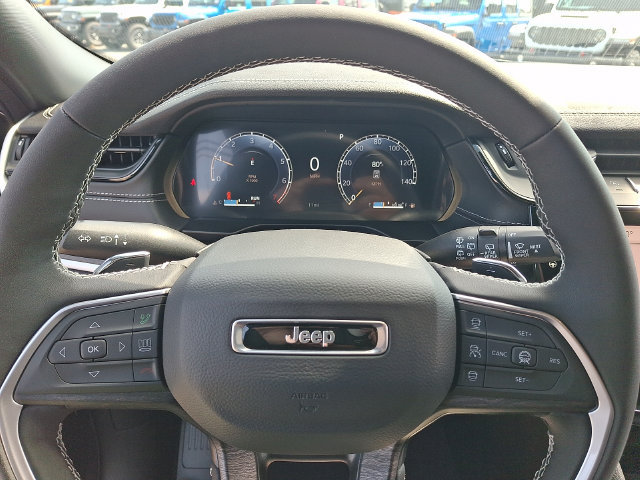 New 2026 Jeep Grand Cherokee Altitude AWD/4WD image 15