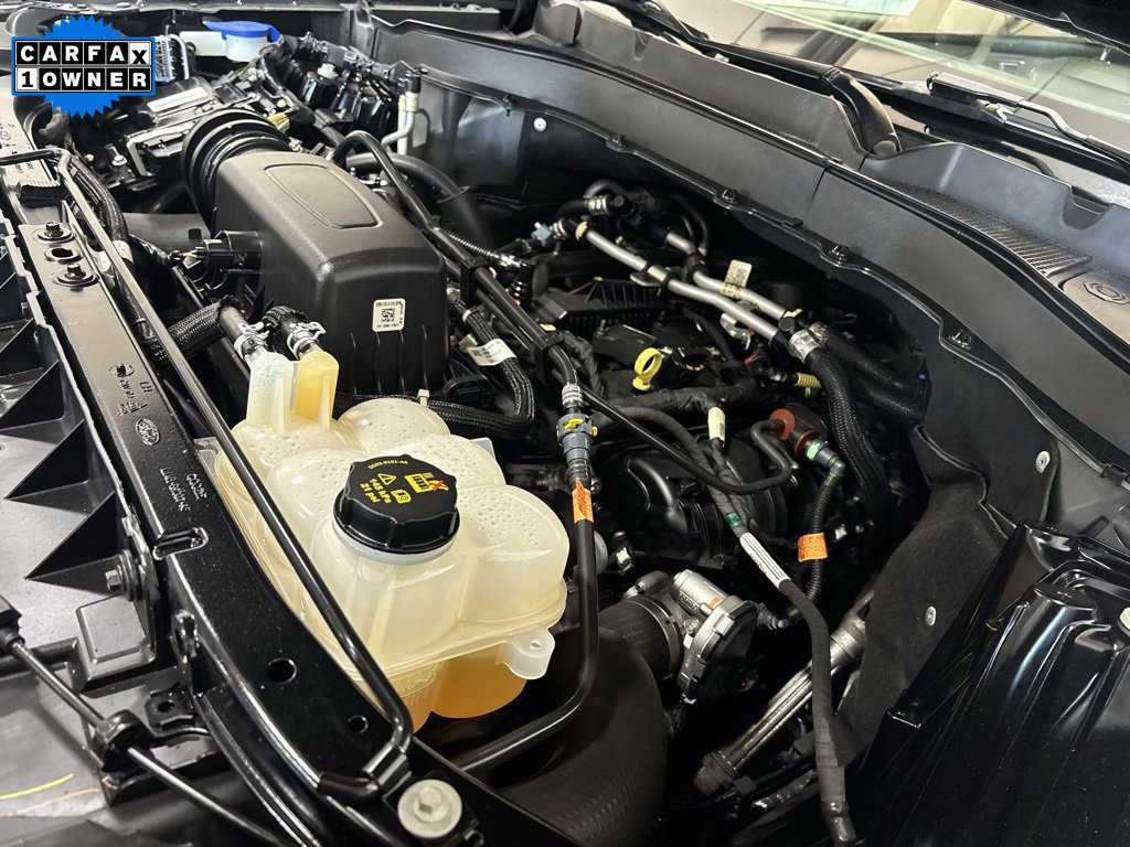 Used 2023 Ford Explorer XLT w/ Equipment Group 202A image 8