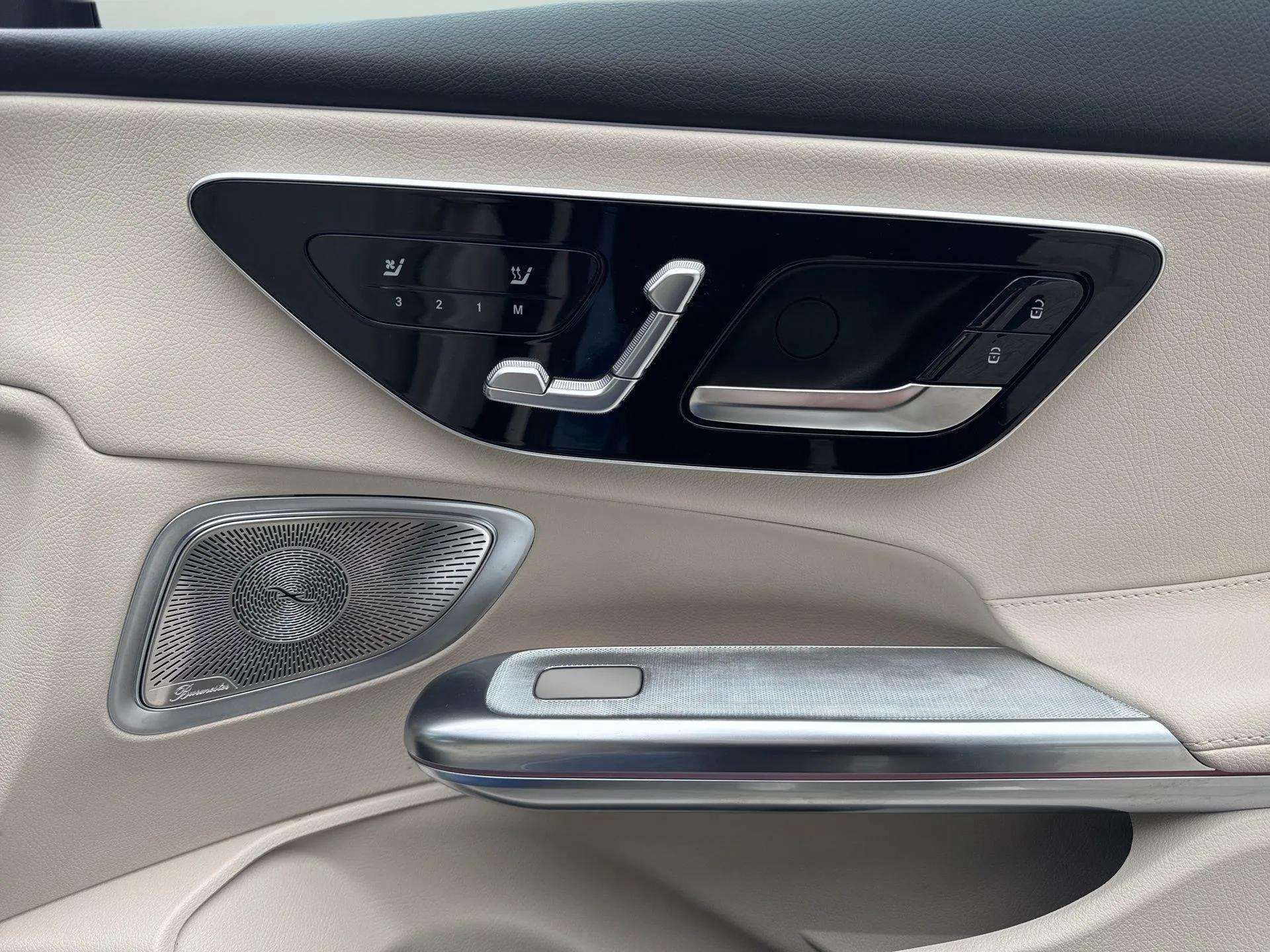 Used 2024 Mercedes-Benz CLE 300 4MATIC Coupe image 16