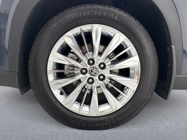 Used 2024 Toyota Grand Highlander AWD image 25