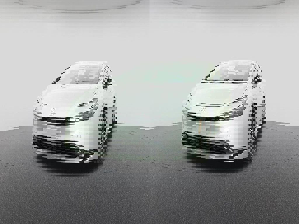 New 2026 Toyota Prius XLE image 32