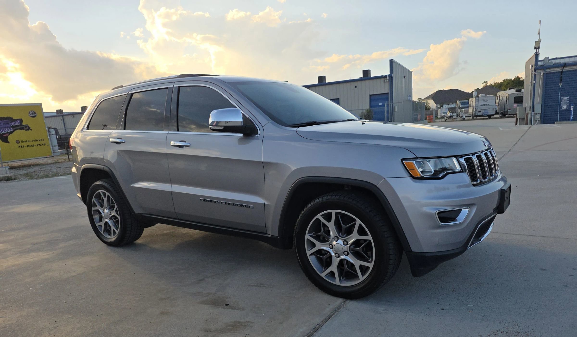Used 2020 Jeep Grand Cherokee Limited image 8