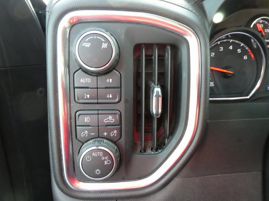 Used 2019 Chevrolet Silverado 1500 RST image 22