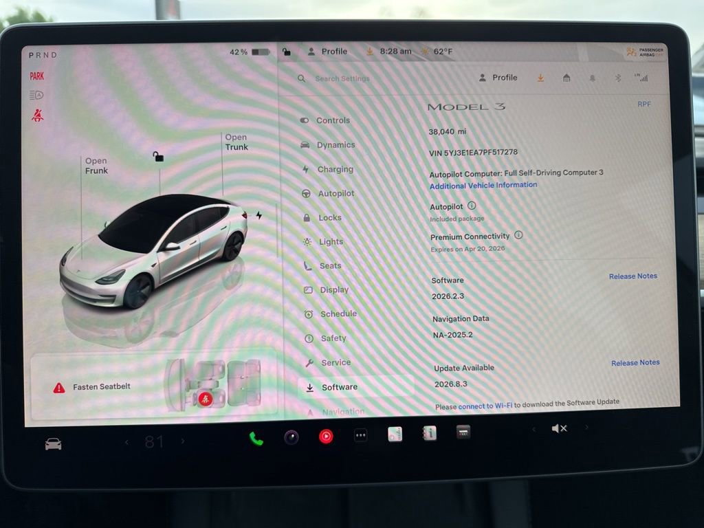 Used 2023 Tesla Model 3 Standard Range image 18