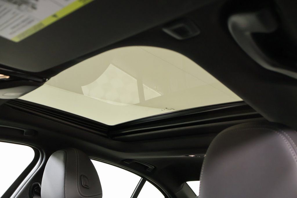 New 2026 BMW 330i xDrive Sedan w/ M Sport Package image 15