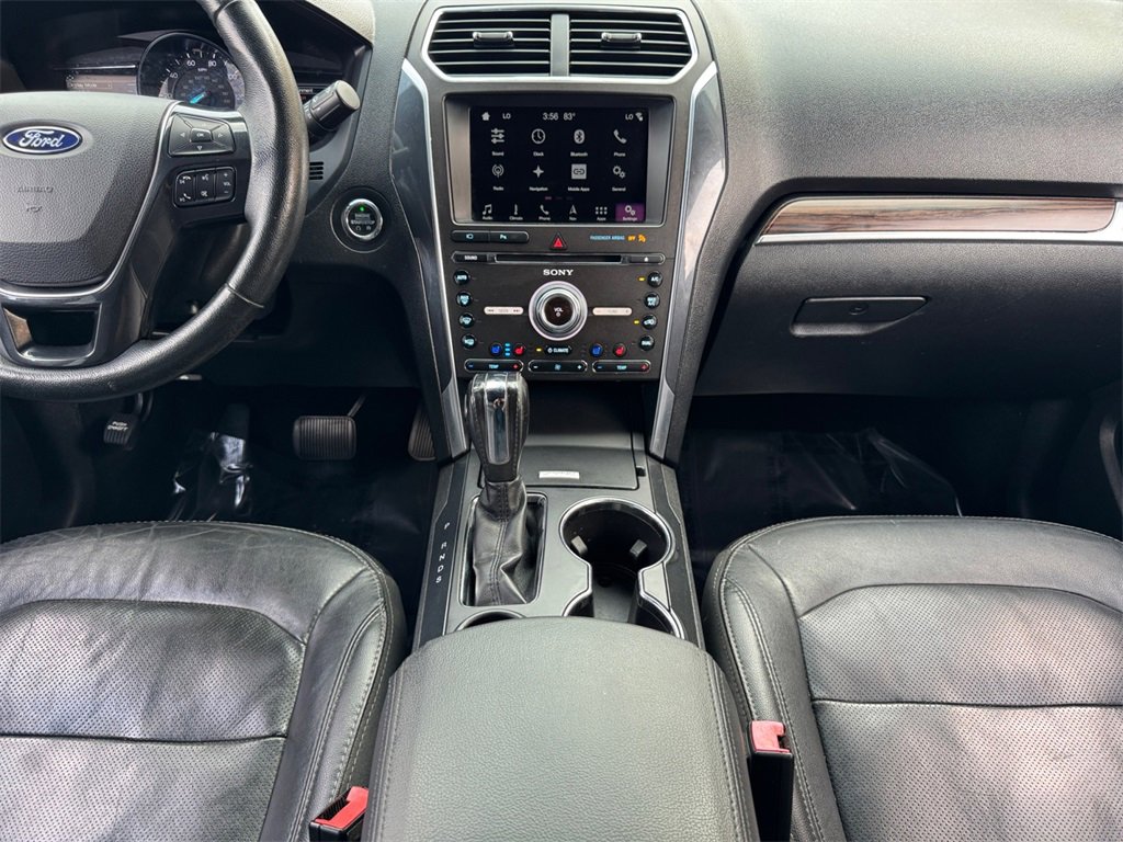 Used 2018 Ford Explorer Limited image 26
