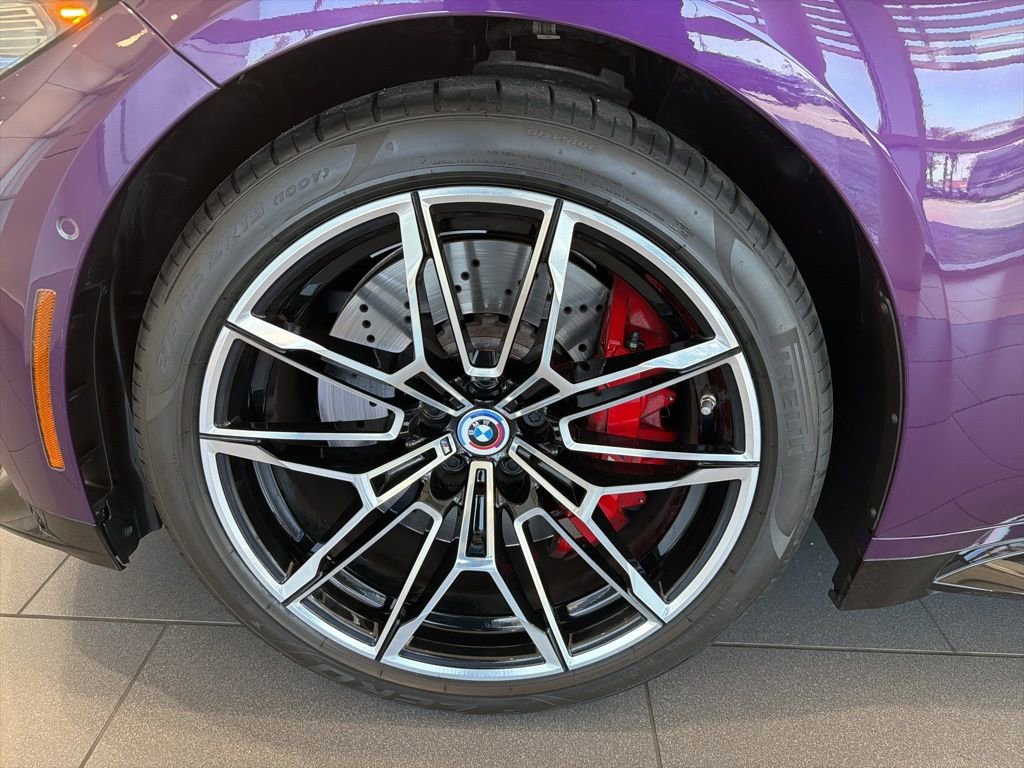Used 2023 BMW M3 w/ M Carbon Exterior Package RWD image 5
