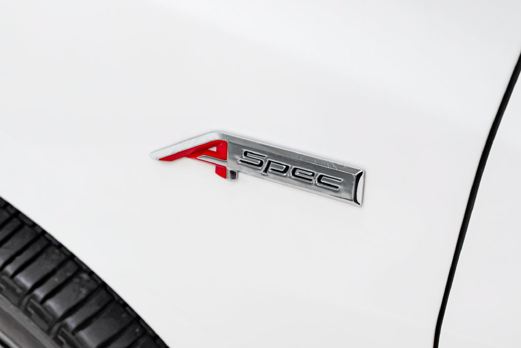 Certified 2023 Acura RDX w/ Advance Package AWD/4WD image 3