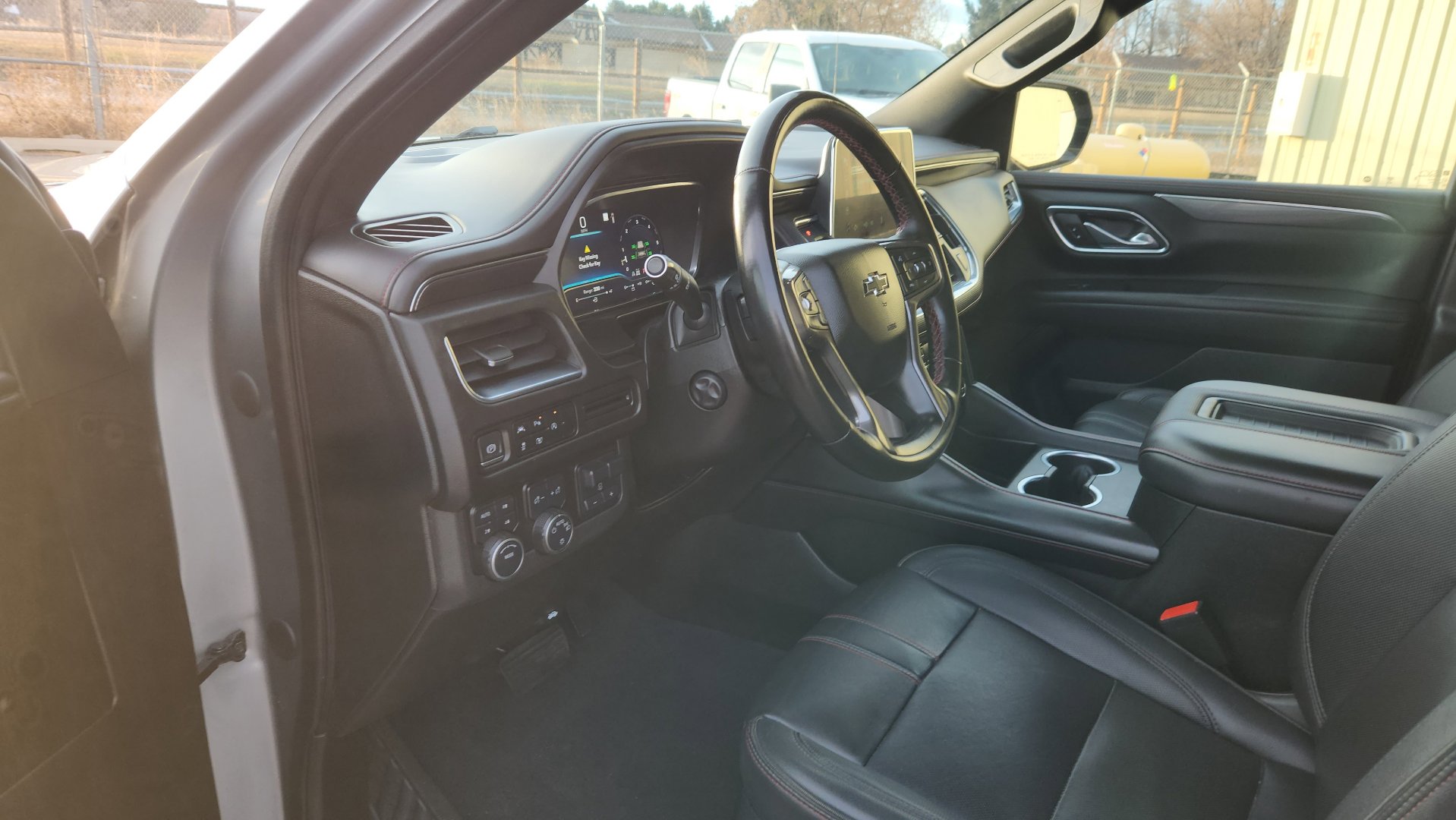 Used 2023 Chevrolet Suburban RST w/ Luxury Package image 23