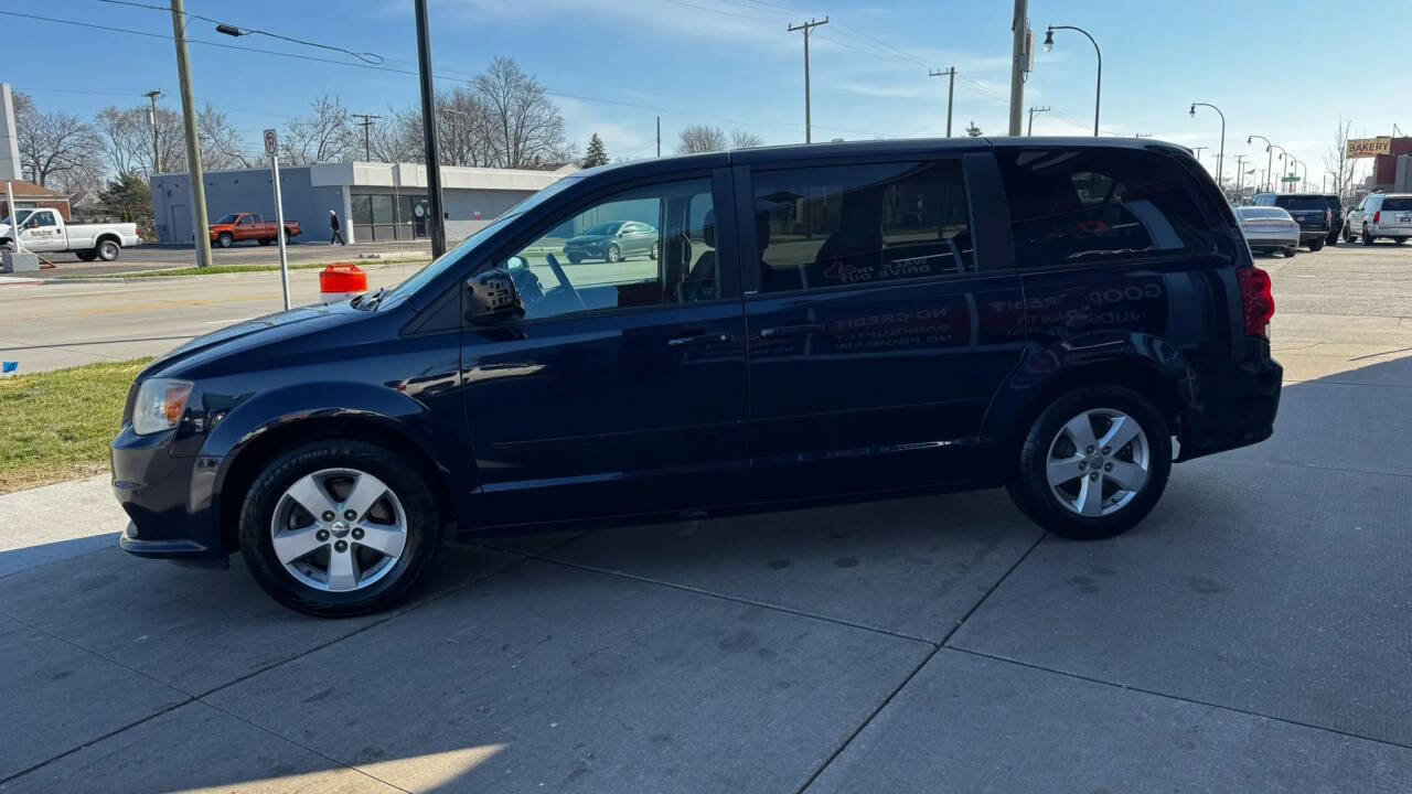Used 2013 Dodge Grand Caravan SE image 7