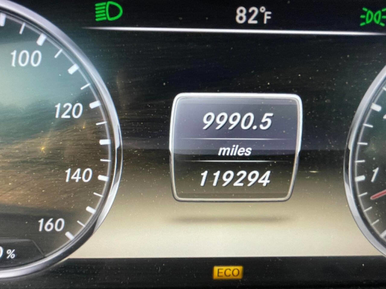 Used 2014 Mercedes-Benz S 550 Sedan image 12