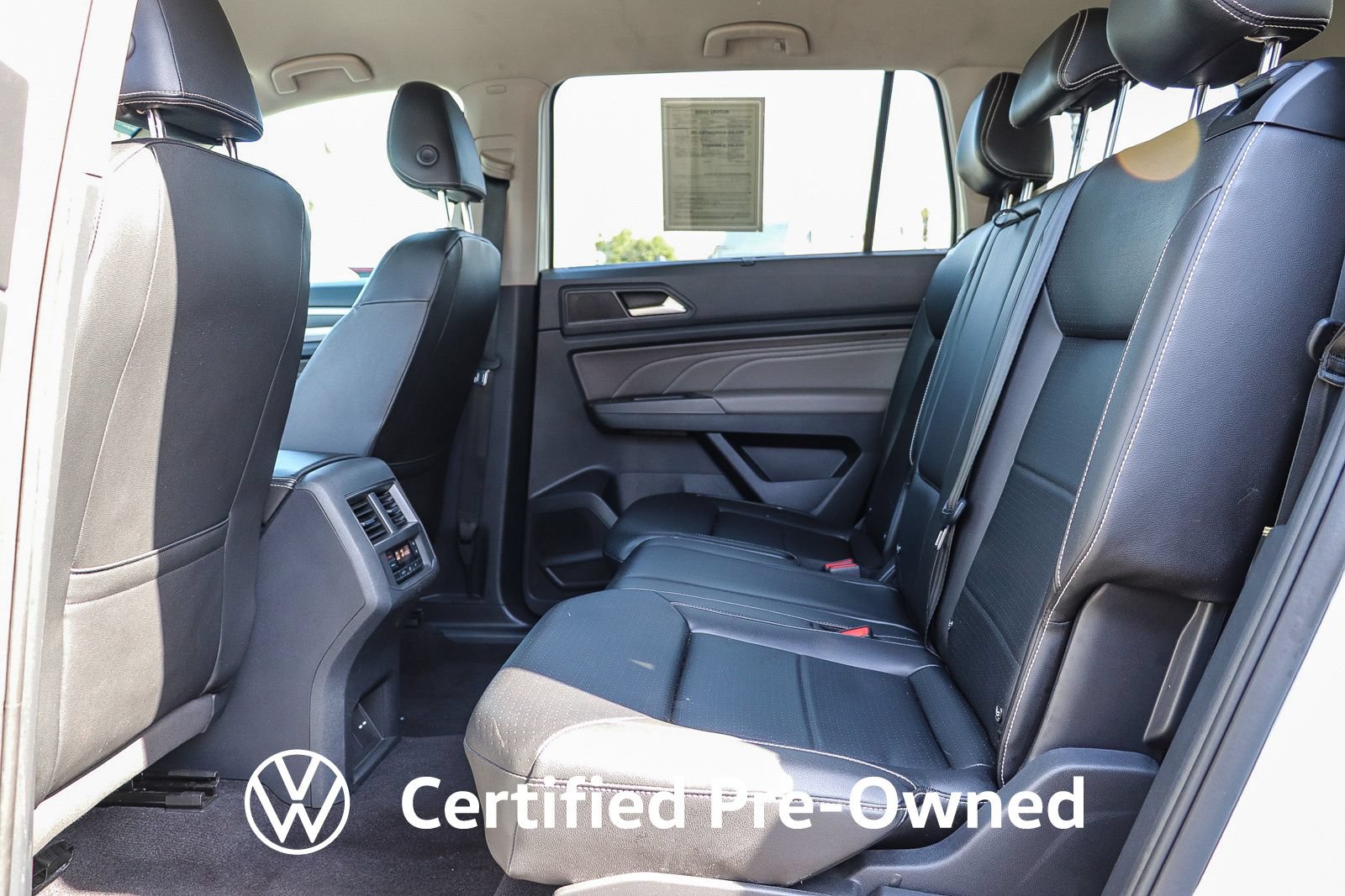 Certified 2023 Volkswagen Atlas SE w/ Black Wheel Package FWD image 20