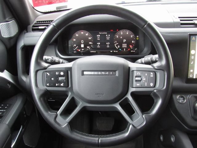Used 2024 Land Rover Defender 130 X-Dynamic SE image 24