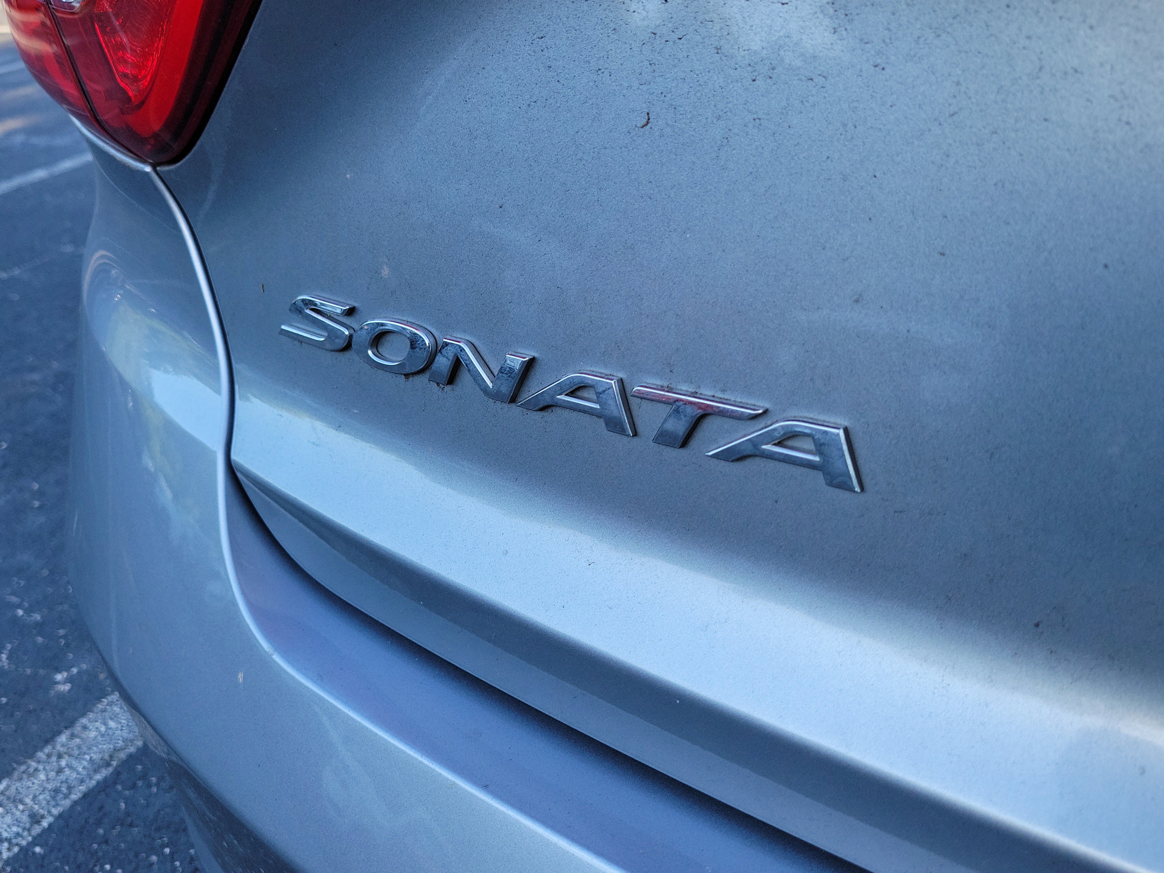 Used 2017 Hyundai Sonata Sport w/ Value Edition Package 02 FWD image 10