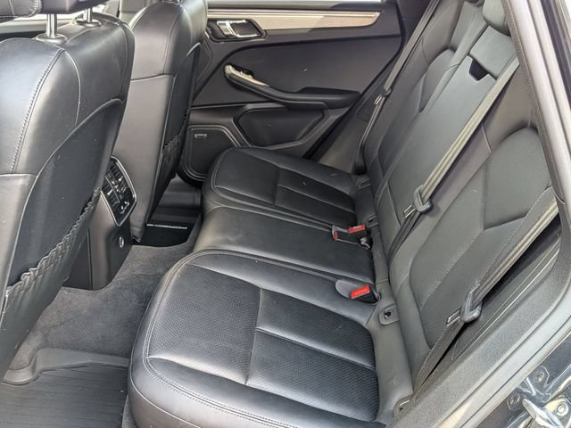 Used 2017 Porsche Macan S AWD/4WD image 34
