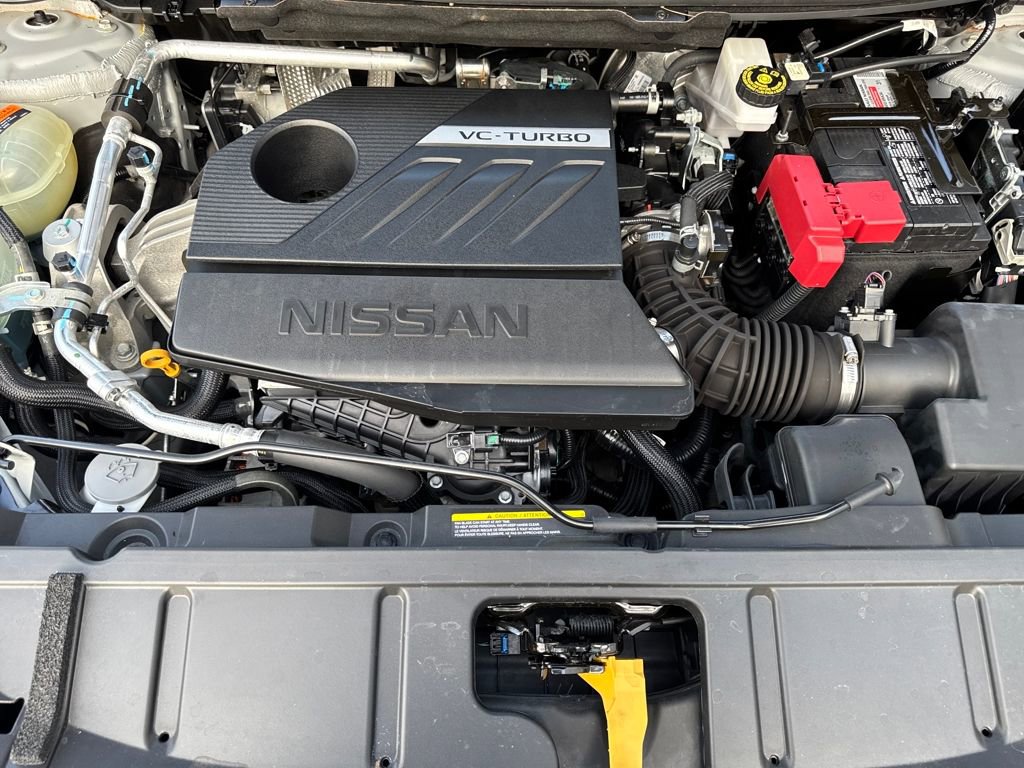 Used 2022 Nissan Rogue SV image 20