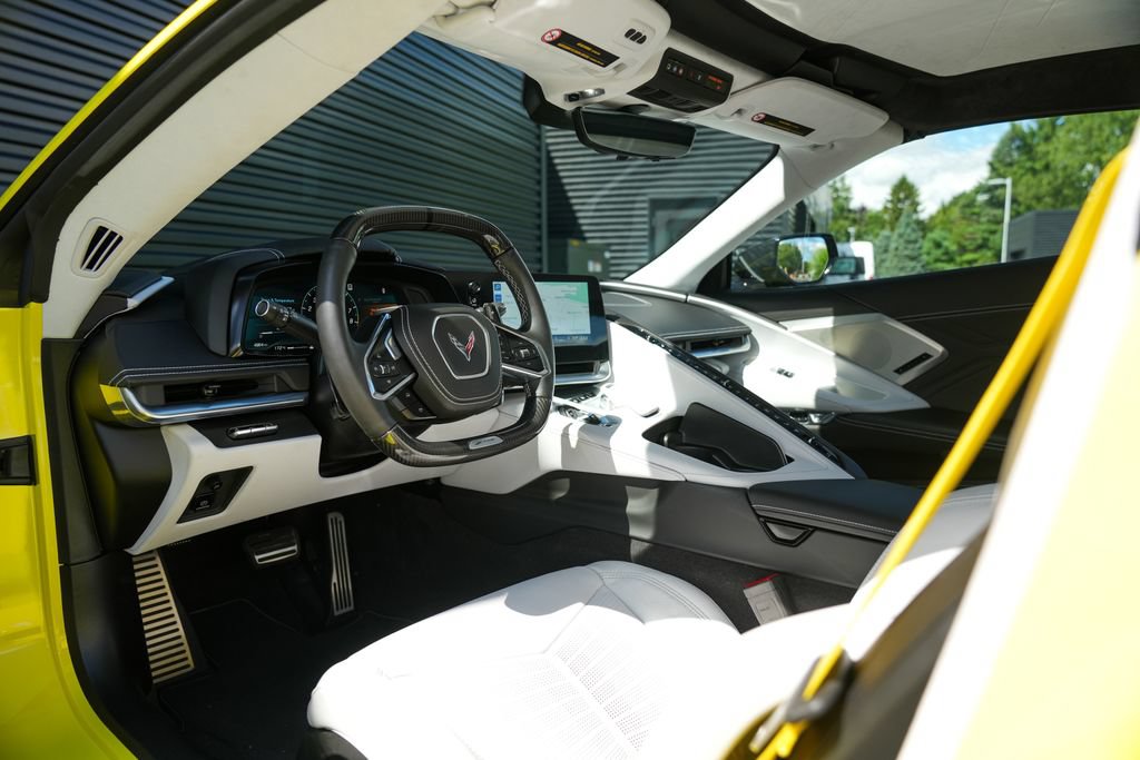 Used 2023 Chevrolet Corvette Z06 w/ Engine Appearance Package RWD image 4