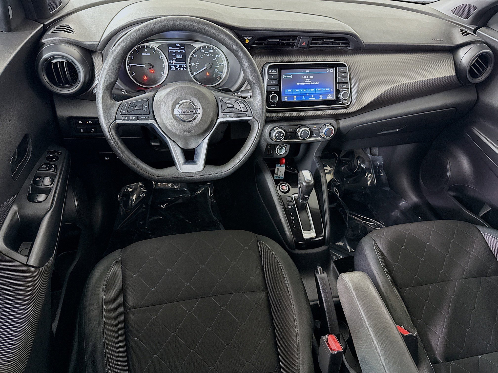 Used 2020 Nissan Kicks S image 17