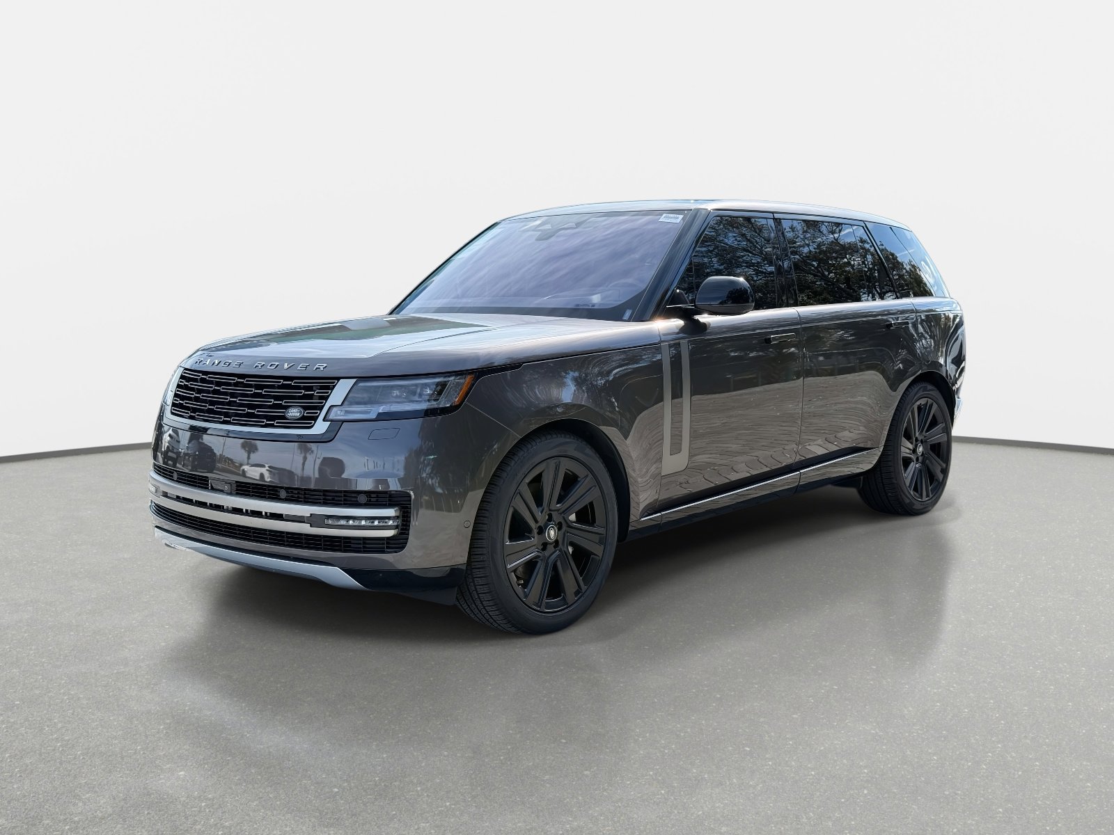 Used 2022 Land Rover Range Rover Long Wheelbase SE image 7