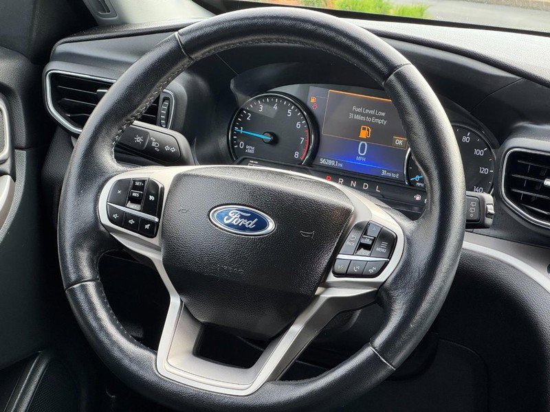 Used 2023 Ford Explorer XLT w/ Equipment Group 202A image 13